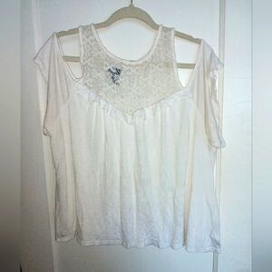 iZ Byer White Cold Shoulder Flowy Top XL
